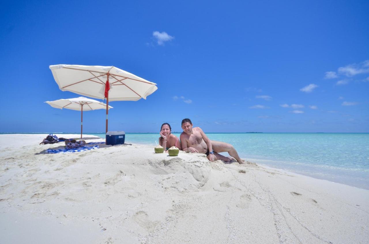 Ukulhas Beach Inn Exterior foto